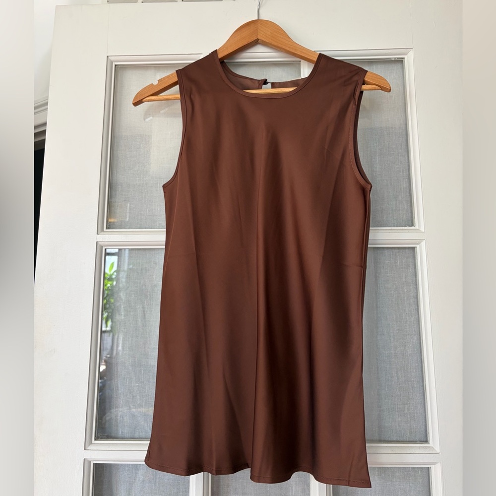 NWT Baserange Dydine ecovero viscose - brown M